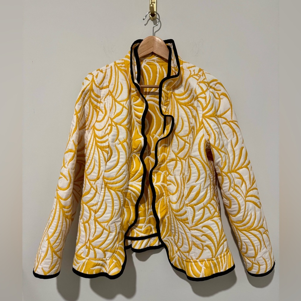 Trimdin Chic Yellow and White Patterned Blazer
